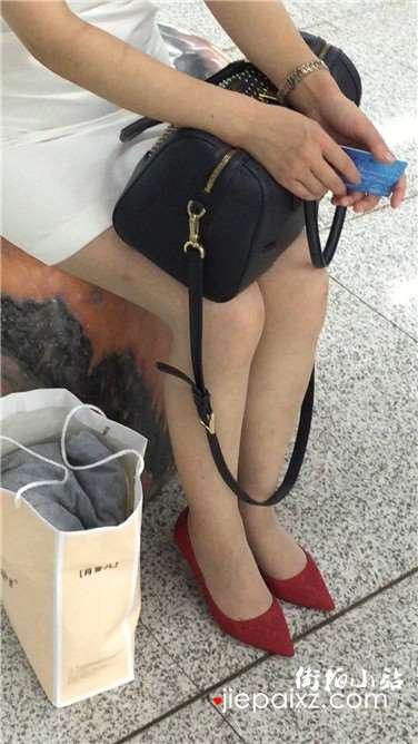 极品气质红高跟知性美女