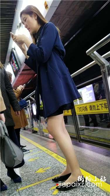 4k超清，超级美腿漂亮丝袜高跟美女