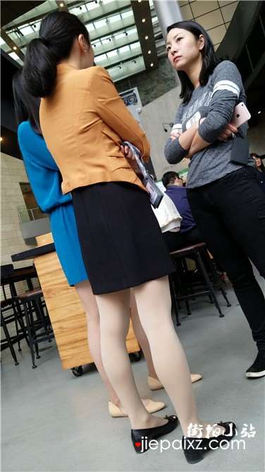 4k超清，气质丝袜美腿短裙OL美女小姐姐