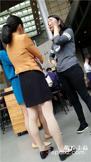 4k超清，气质丝袜美腿短裙OL美女小姐姐
