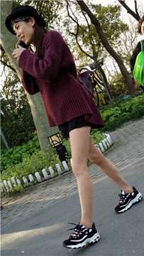 4k超清，街拍气质美腿性感高颜值女神姐姐