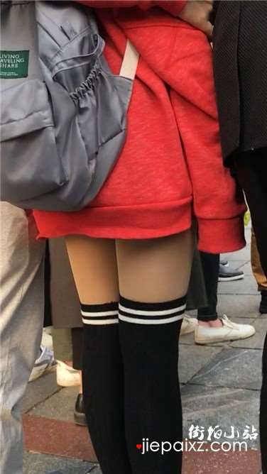 日系可爱长筒裤袜学生妹