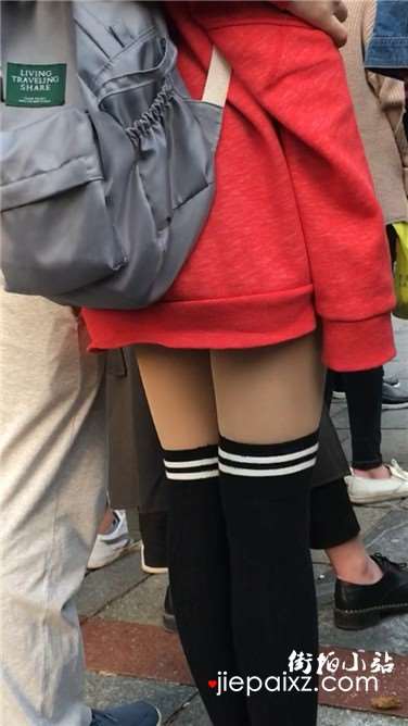 日系可爱长筒裤袜学生妹
