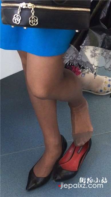 蓝色制服短裙OL超薄黑丝高跟美足