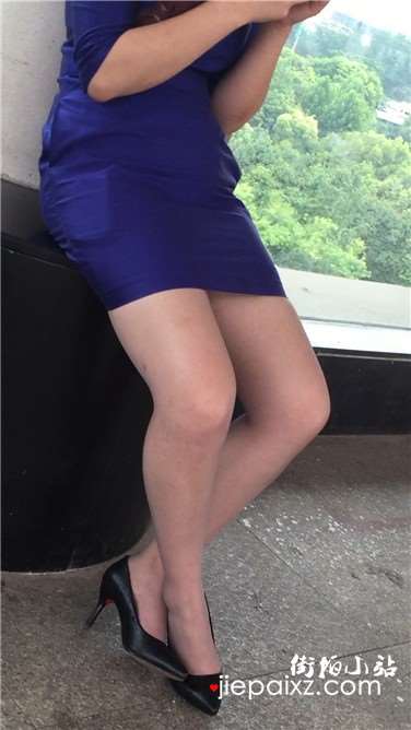 性感蓝色包臀裙高跟鞋美女