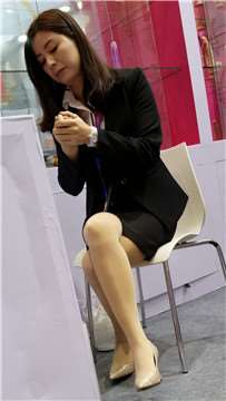 4k超清，高跟鞋肉丝袜美腿OL制服成熟美女