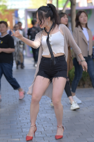 狂野**