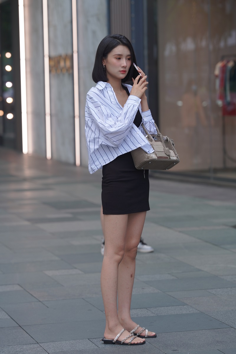 包臀裙美女