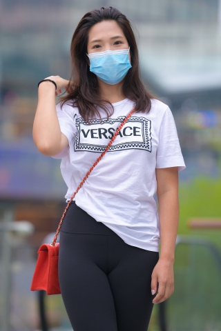 紧身裤美女
