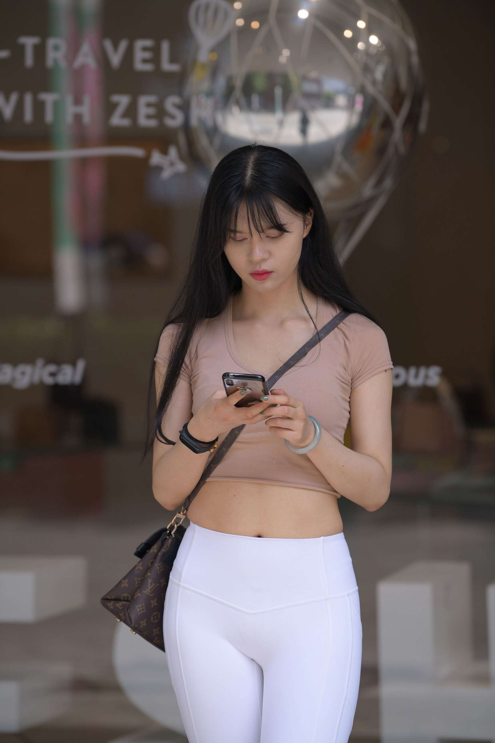 21瑜伽紧身裤美臀小姐姐