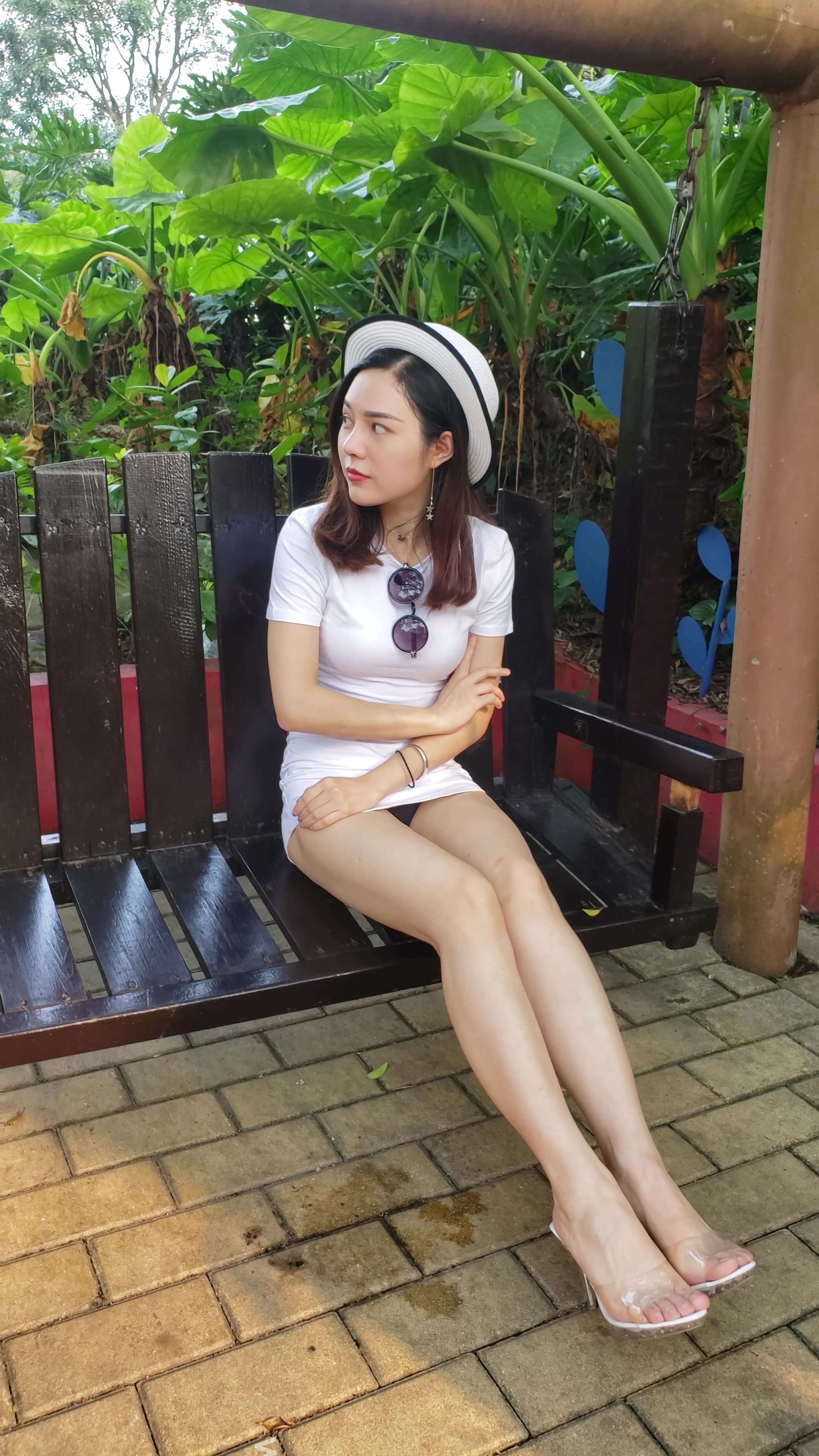 120江南小镇-白裙美女