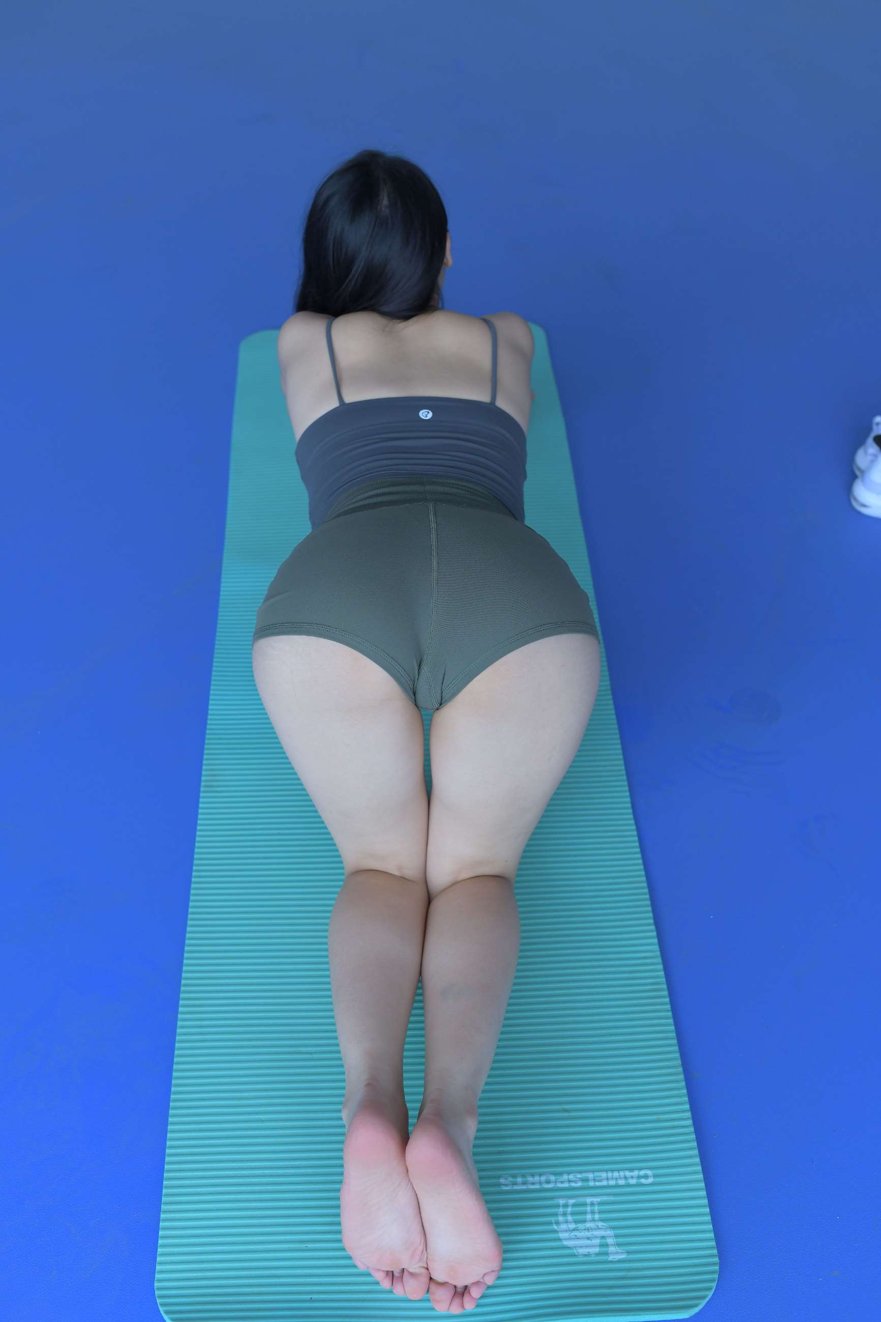 263绿色热裤（无水印精品）