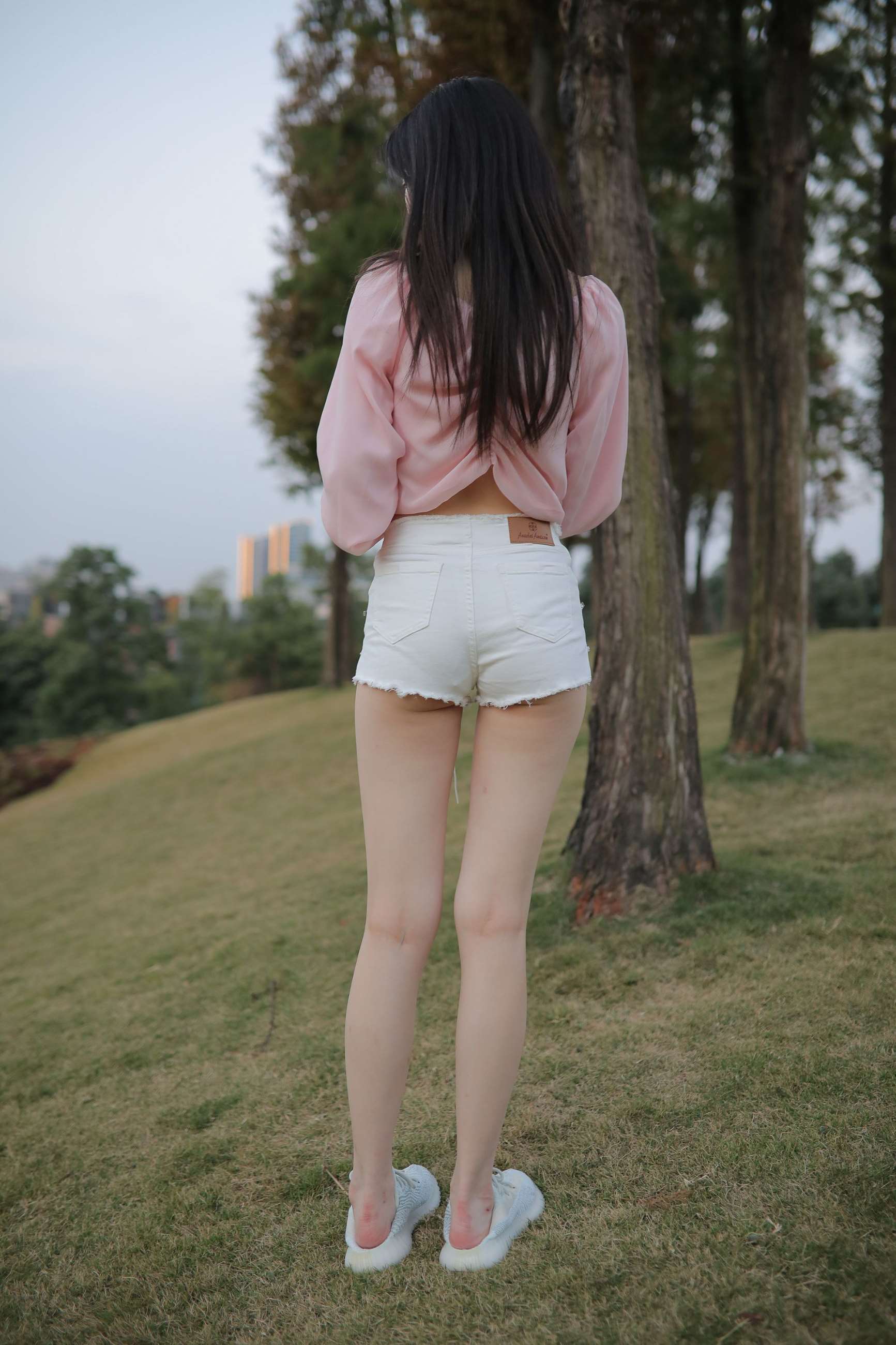 504“牧羊”女孩