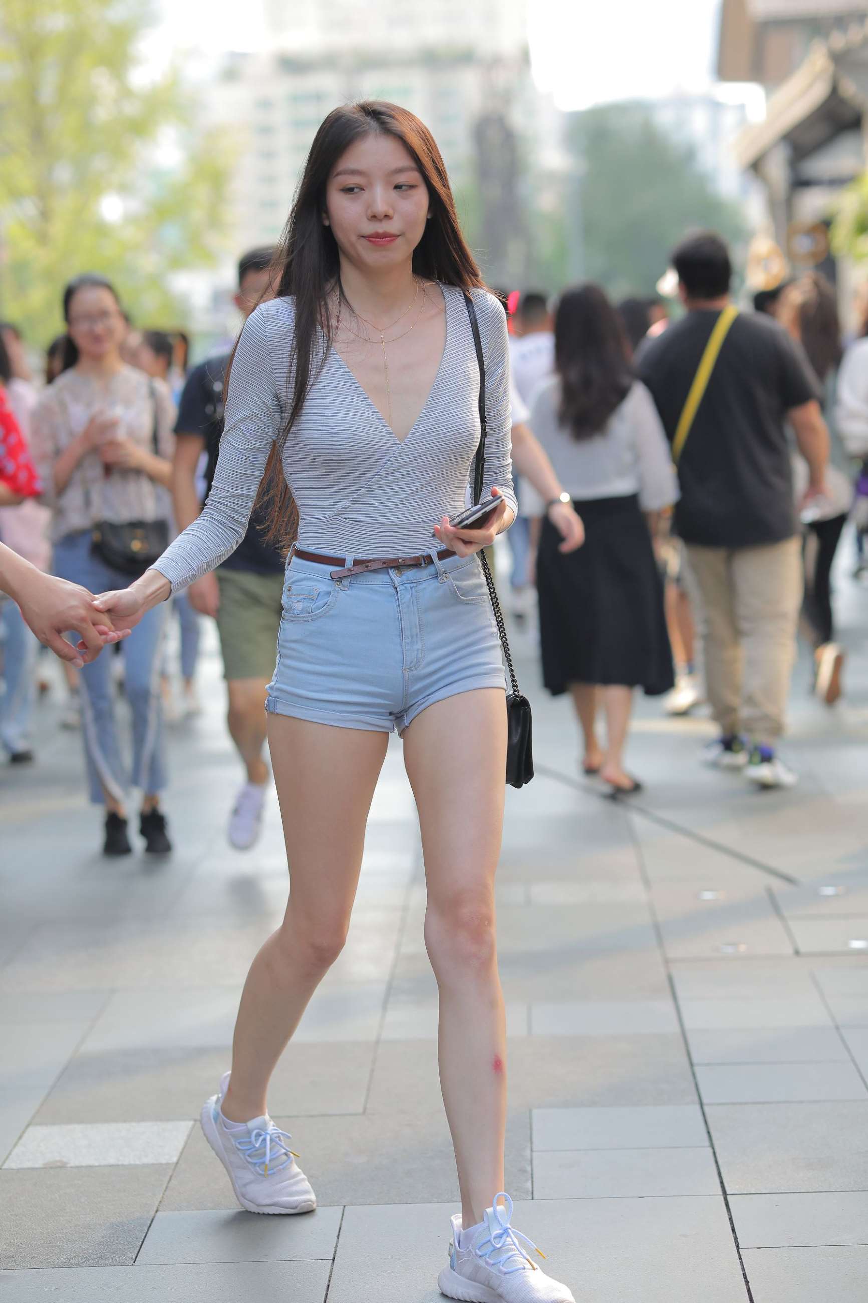 V19为啥别人媳妇身材这么好
