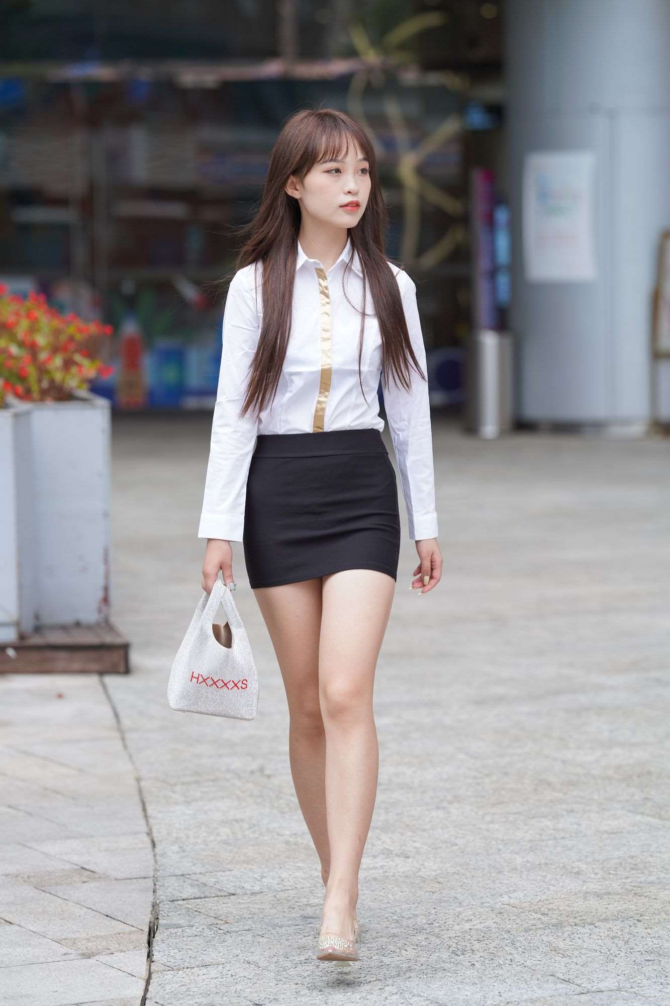 850制服长腿美女（无水印精品）