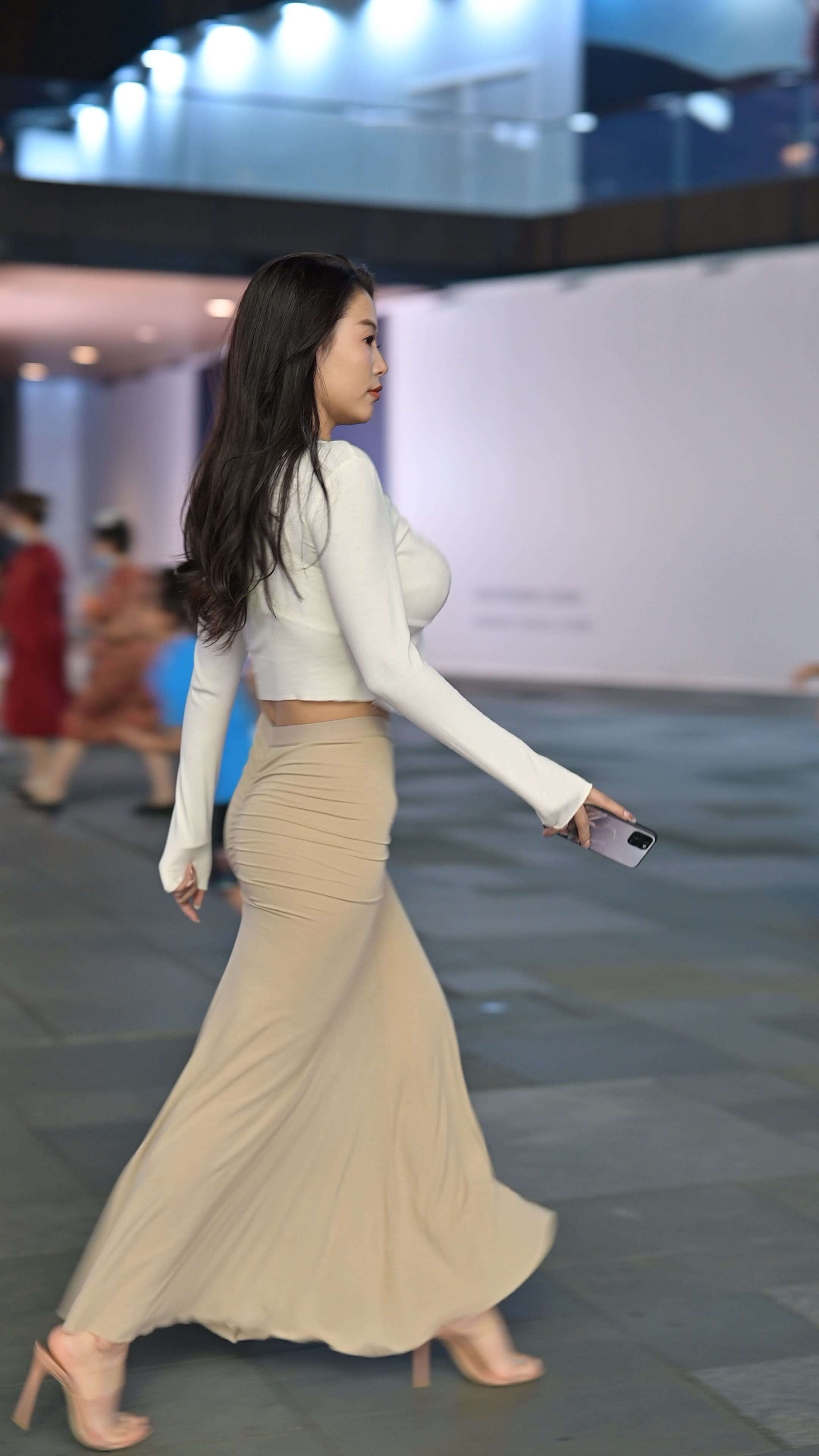 F222翘臀美女（4K）181G
