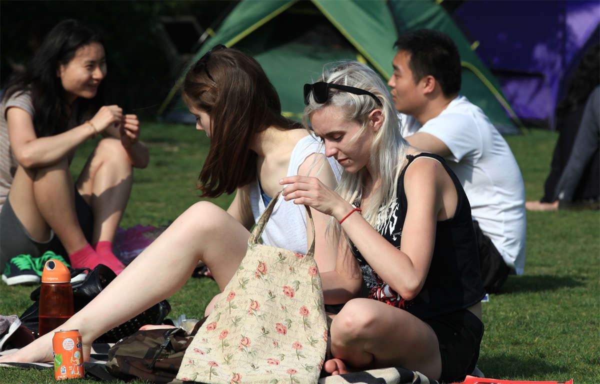 No858 每逢假日，少不了一流品质的金发美女来助兴 第2套