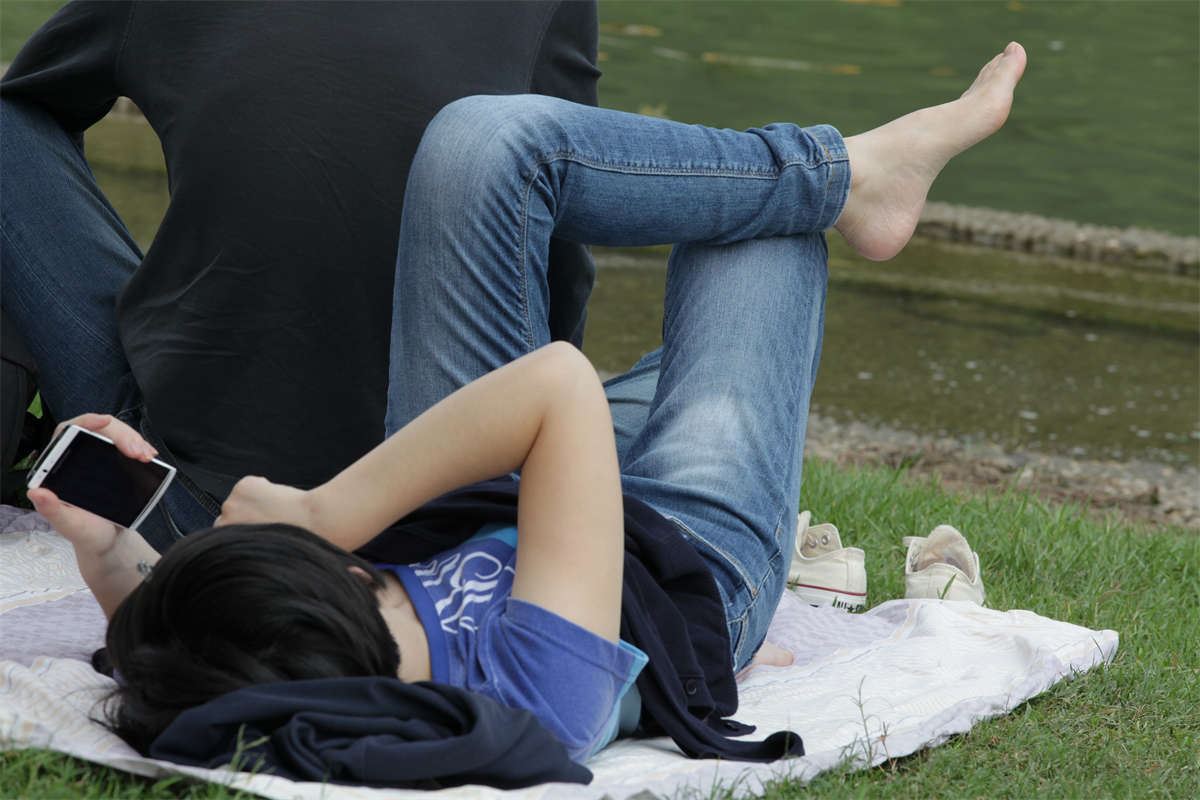 No888 拥有如此美足，想必主人公非常自信