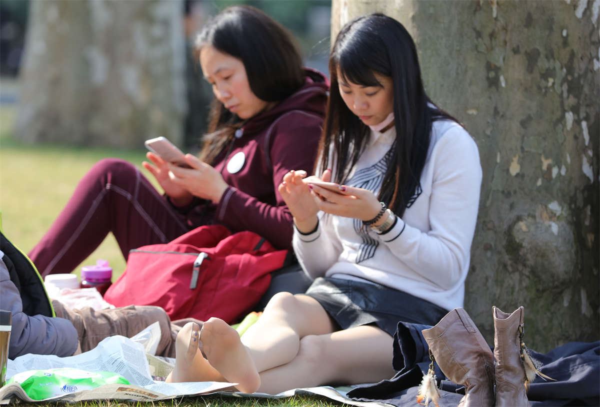 No705 美腿、细足、超薄长丝，带你入胜境 第2套