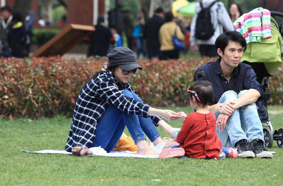 No966 两次遇见，把一双干净的少妇素足拍摄到位 第2套