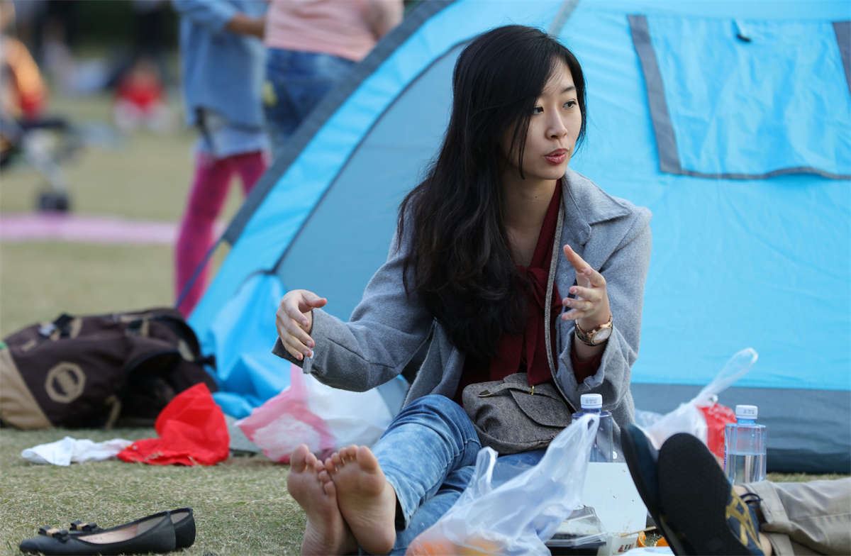 No613 原以为靓丽女神不肯给人看脚，没想到这么舍得 第2套