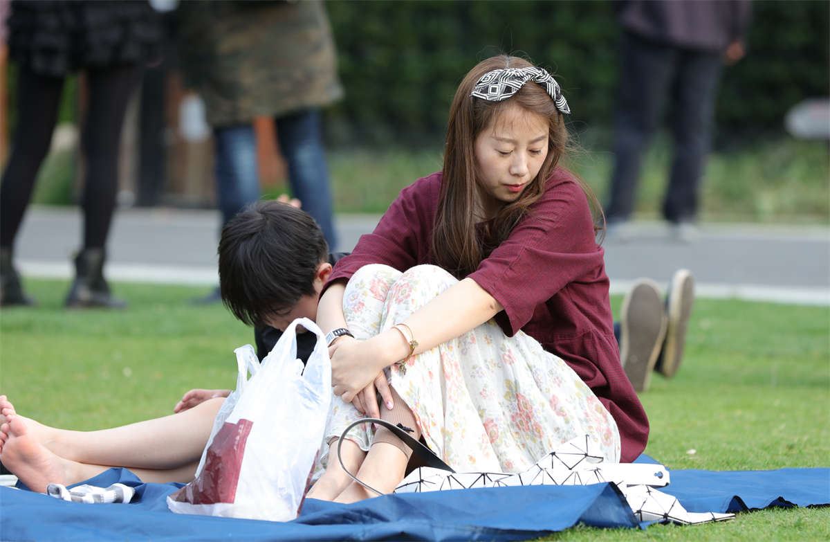 No1007 带上墨镜就能与少女一争风采的少妇五彩艳足，你愿意错过？ 第1套