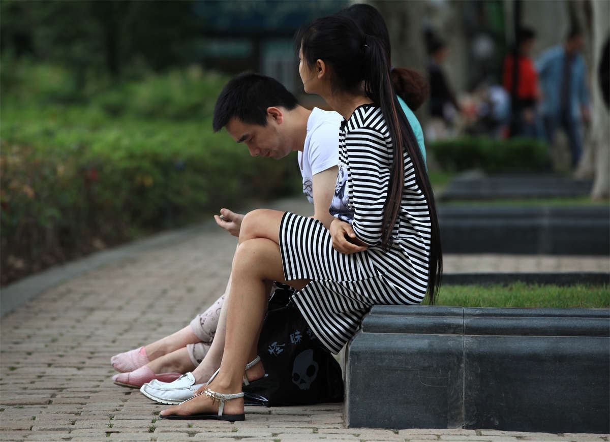 No1202 清瘦型女孩最后终于露出一把少女足底
