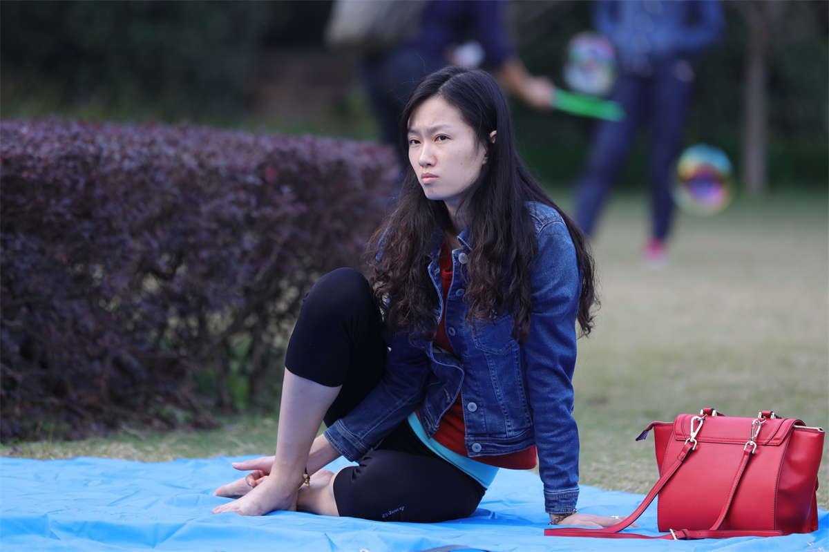 No1236 修长美女倾情演绎高难度瑜珈专场 第3套