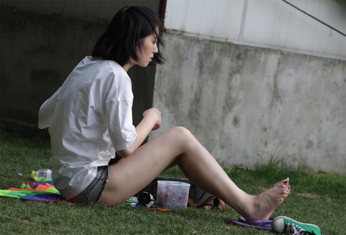 No364 很远就看出是双好脚，拍了很久