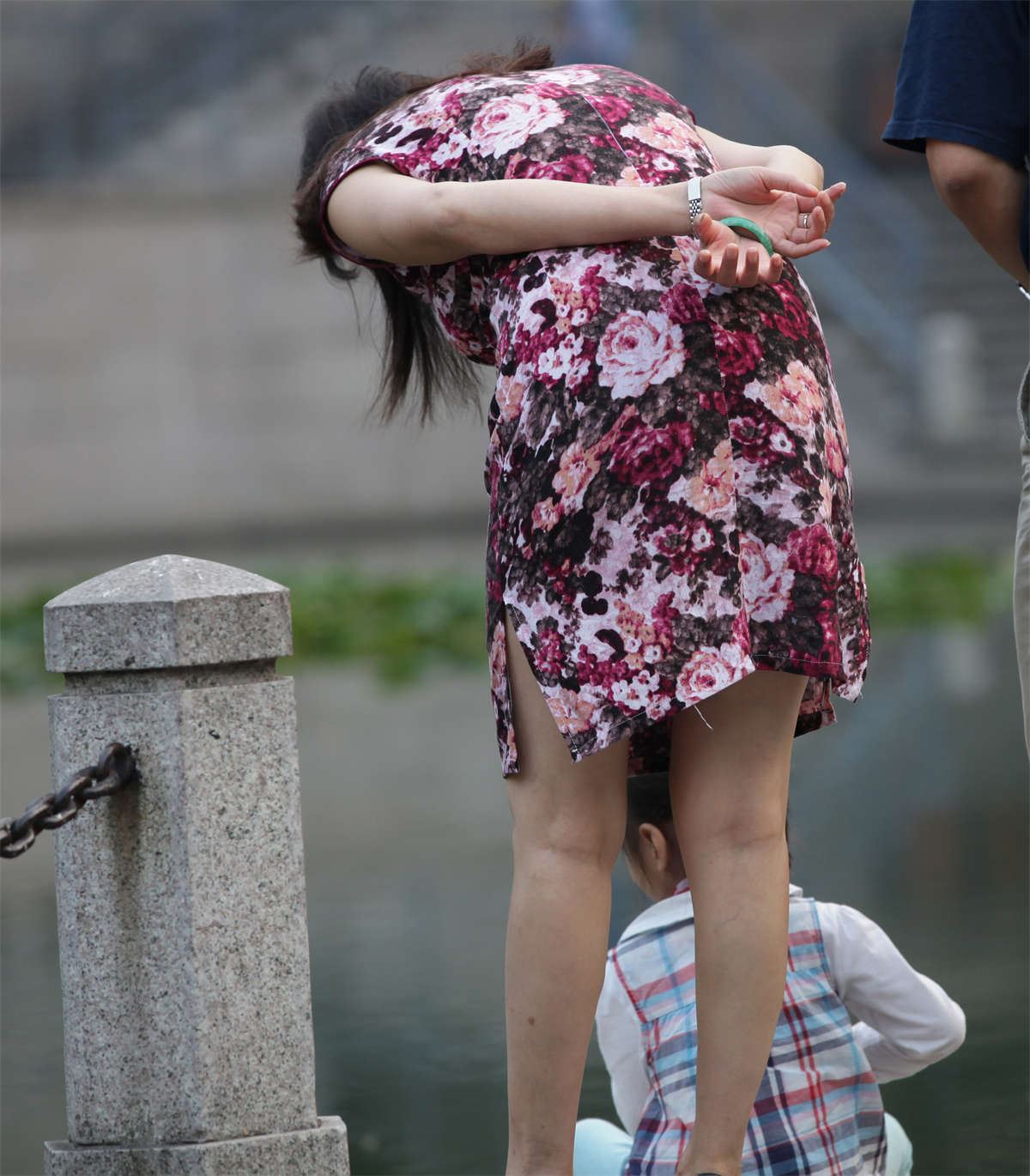 No344 凡事未必绝对，熟女也能精彩之裸足篇