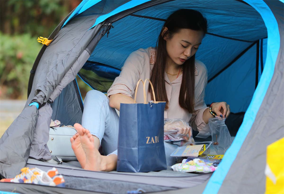No1264 两双高分美女美足终成压轴大餐 第3套