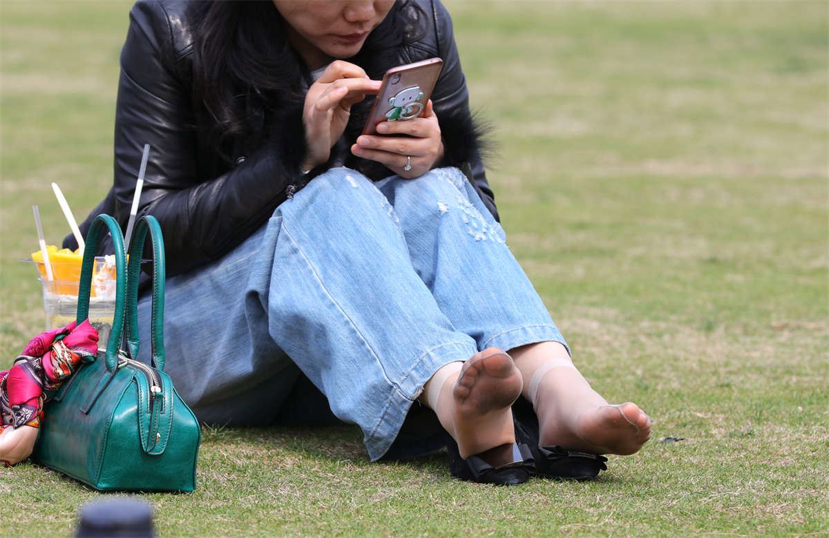 No1296 穿了等于没穿！风韵美妇告诉你此时有丝胜无丝！ 第1套