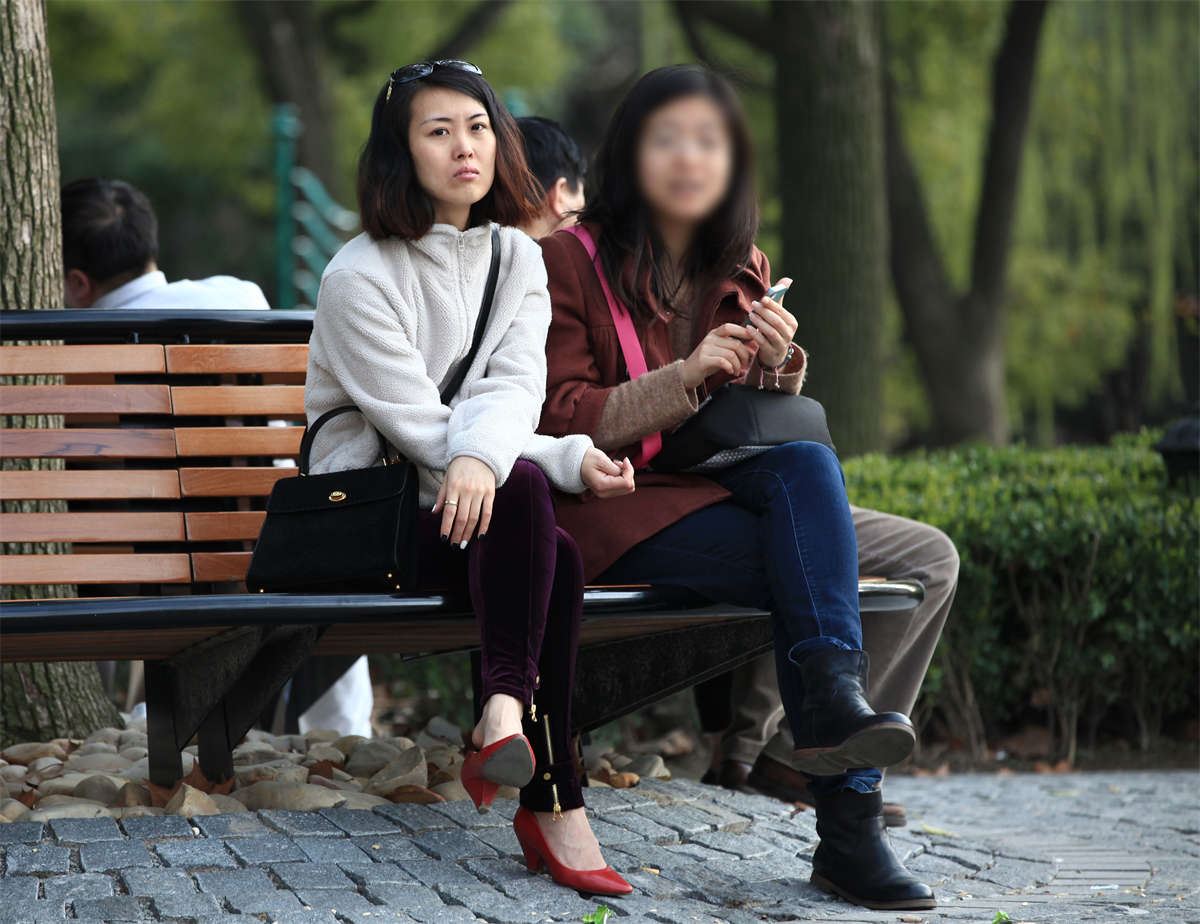 No1452 女人挑鞋，挡不住的诱惑