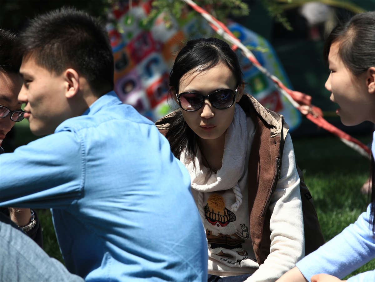 No52 美少妇纤细玉足穿上肉丝，迎国庆高分诱惑