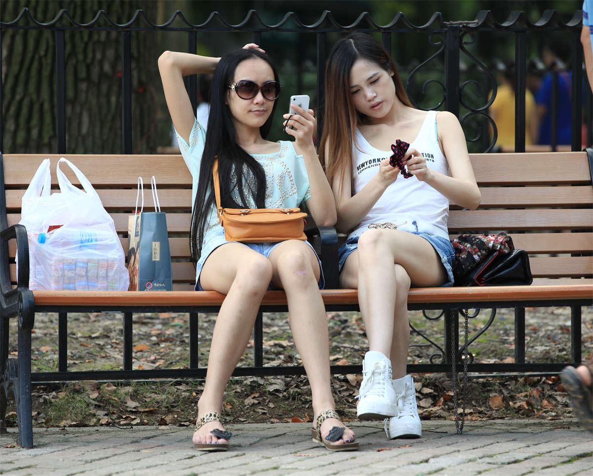 No57 碰上这种级别的漂亮女孩，谁能不看？
