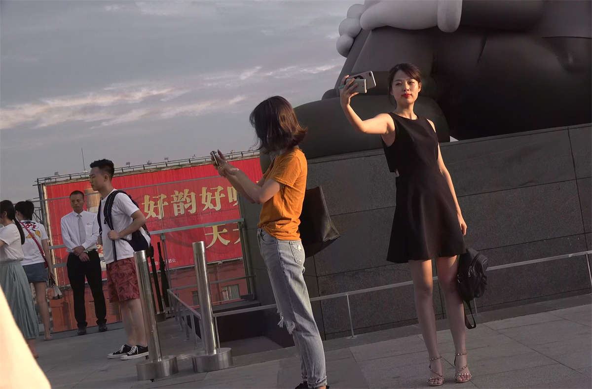 这双美足高跟还不足以撩动你的心吗