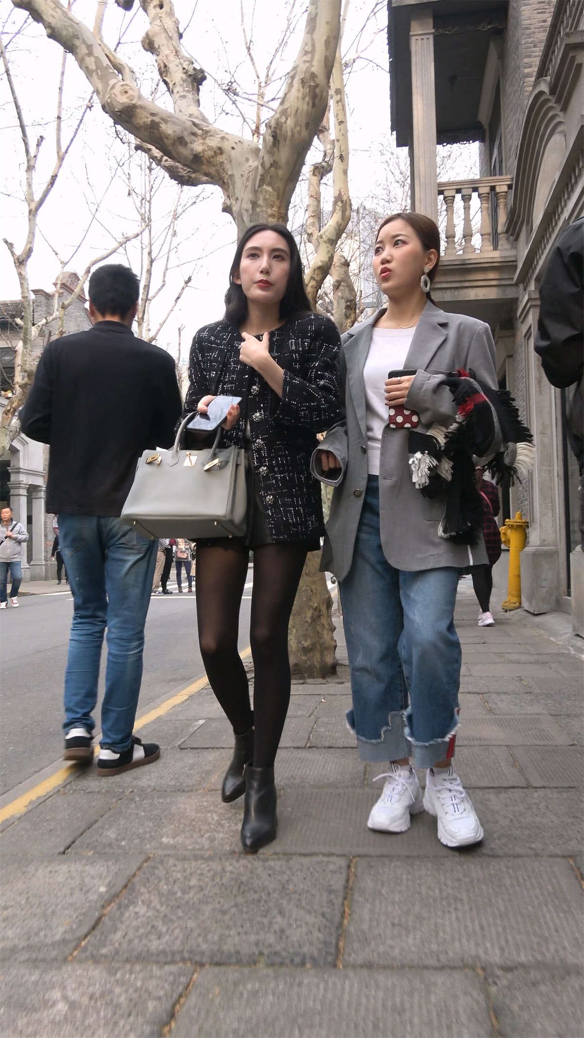 黑丝，短裙，美腿，优雅气质美女