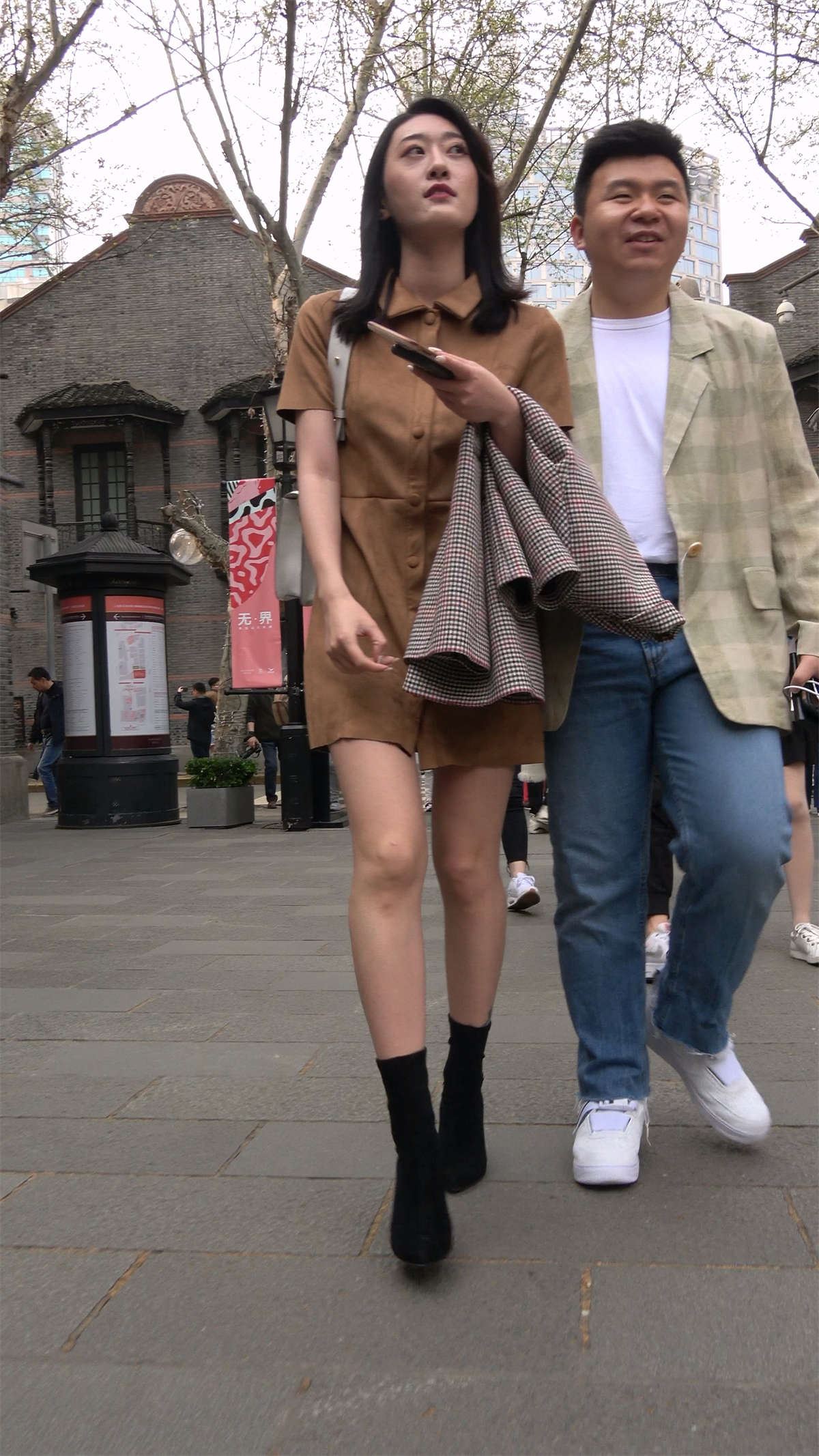 御姐范大长腿美女