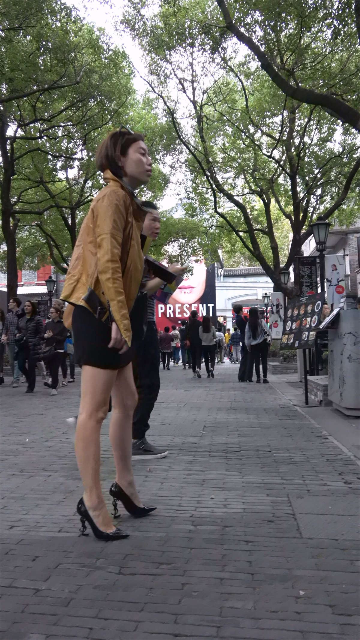 高跟美腿熟女姐姐