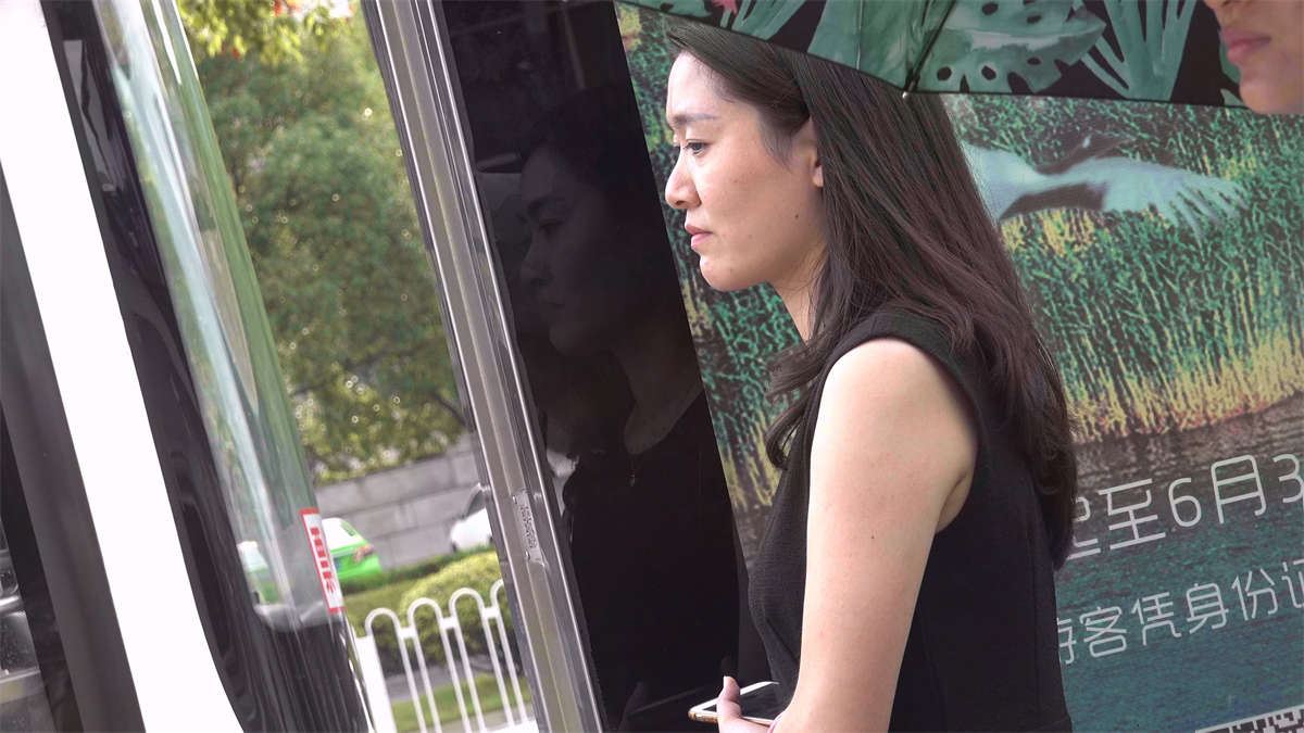 凉高跟玉足美眉