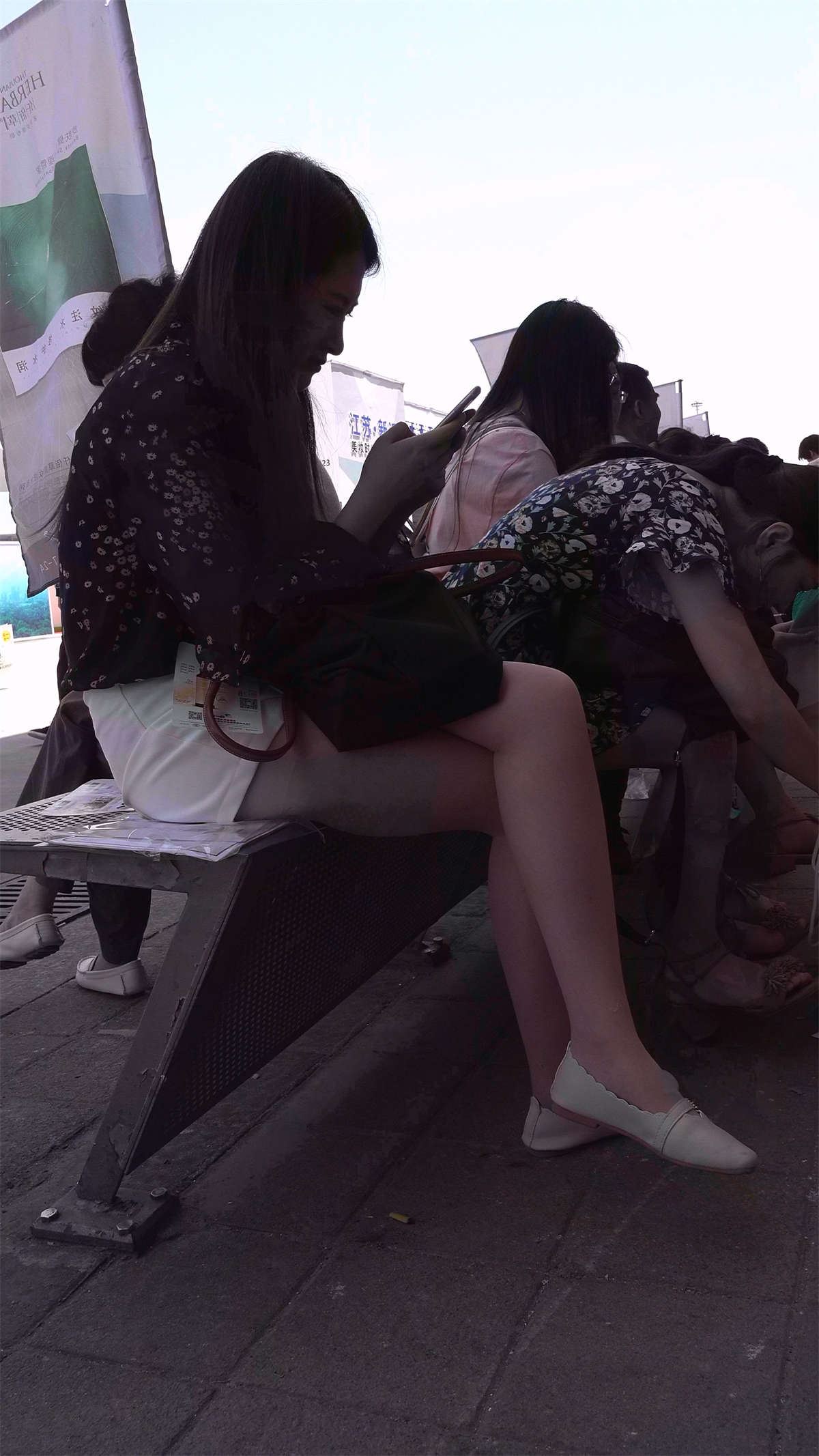 不错的肉丝袜美腿小姐姐