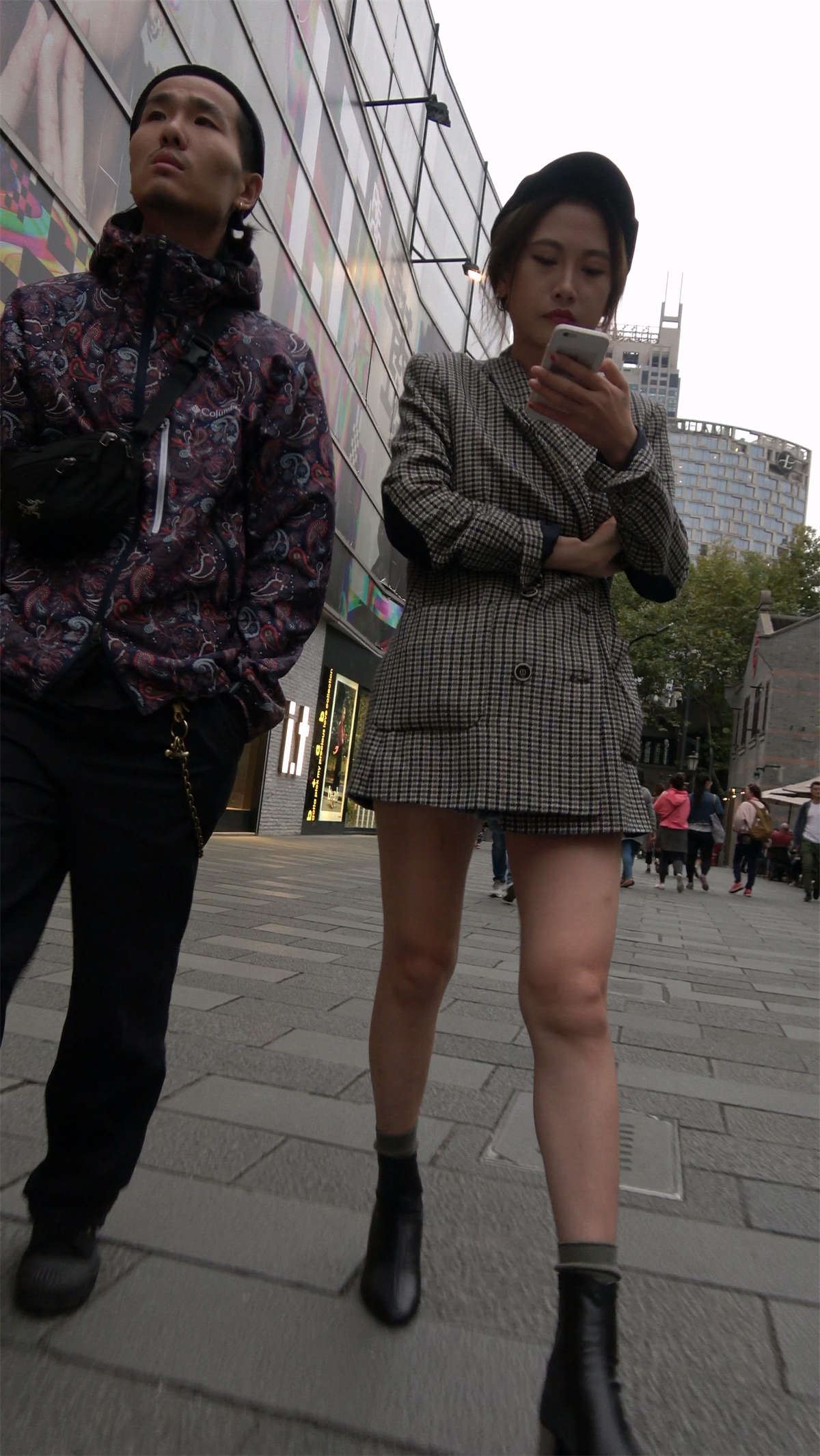 性感长腿热裤苗条美眉