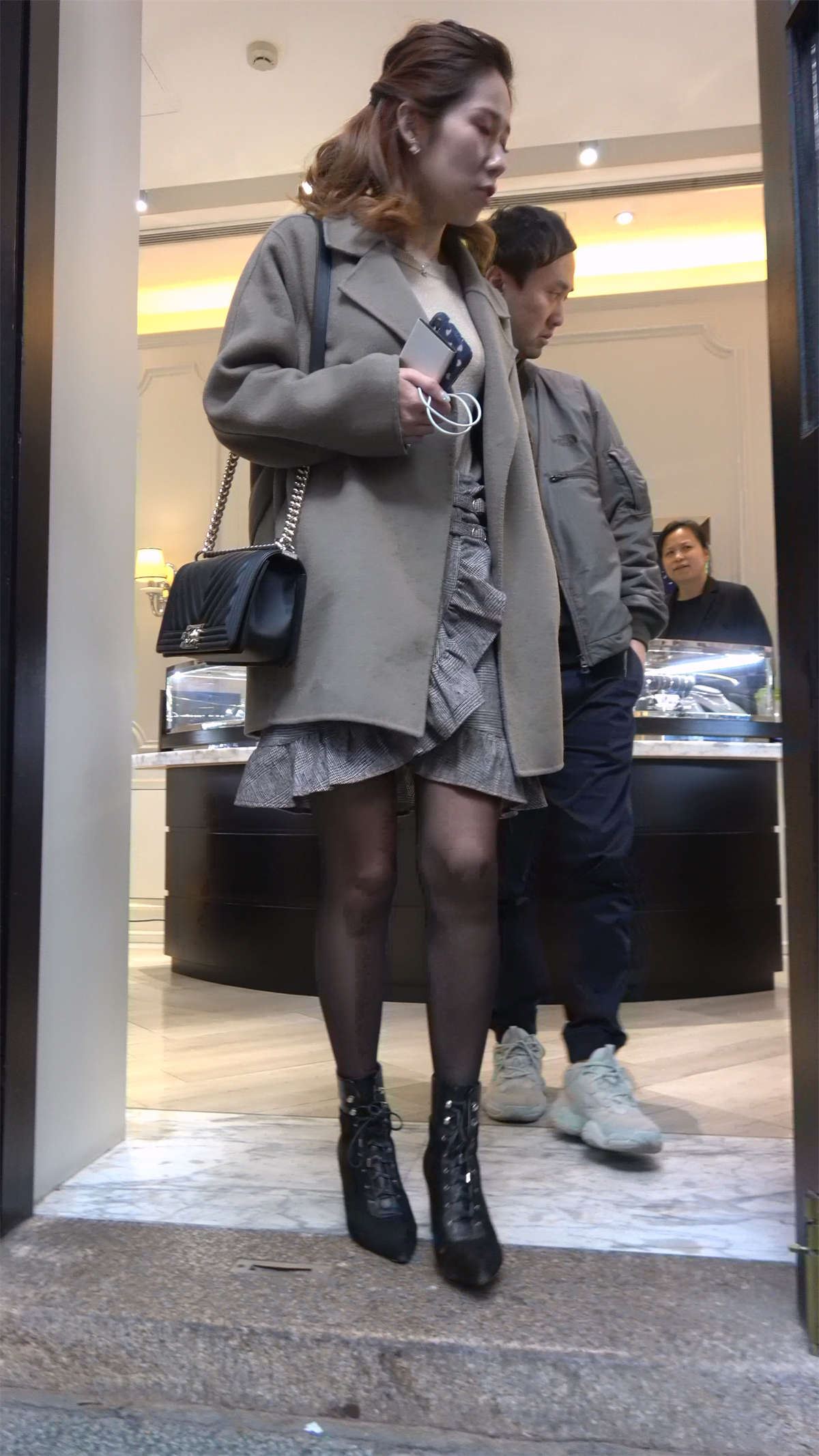 性感黑丝高挑极品美女
