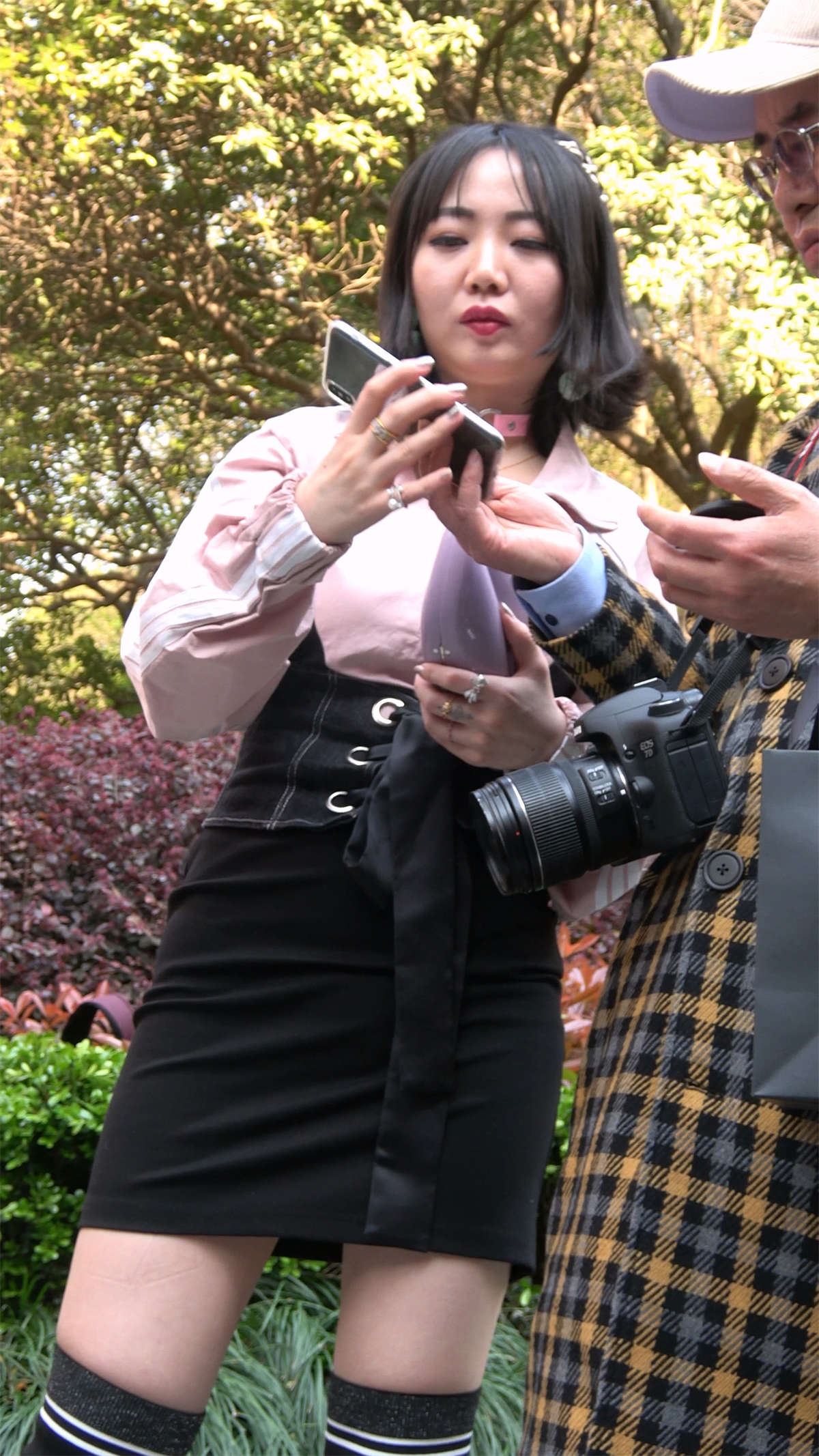 黑色长筒靴性感美女姐姐