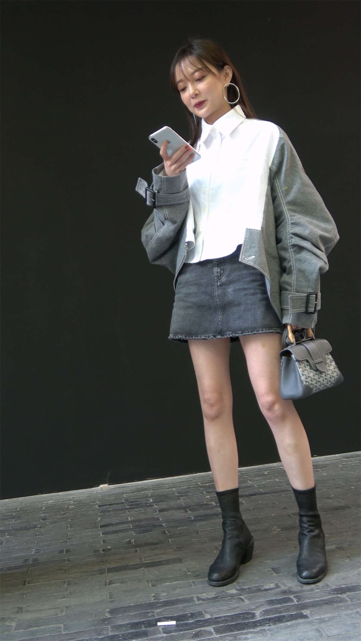 牛仔短裙时尚美女