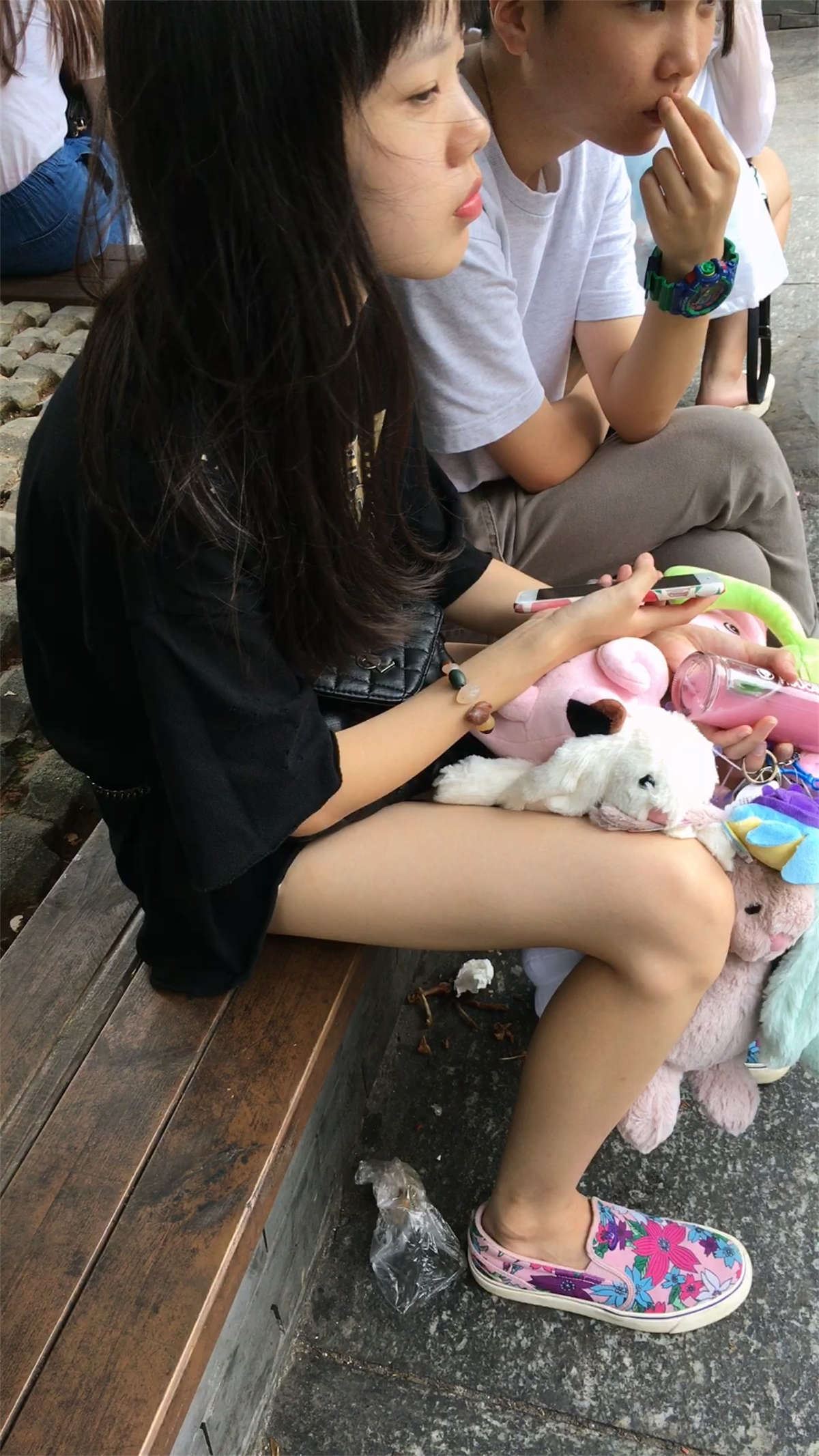 身材苗条的小靓妹