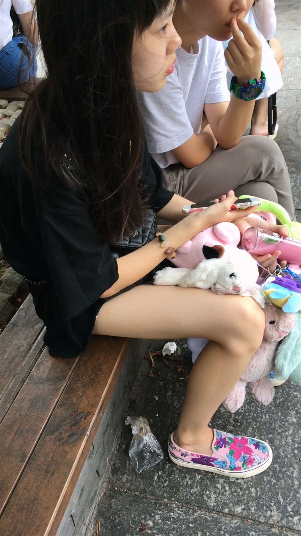 身材苗条的小靓妹