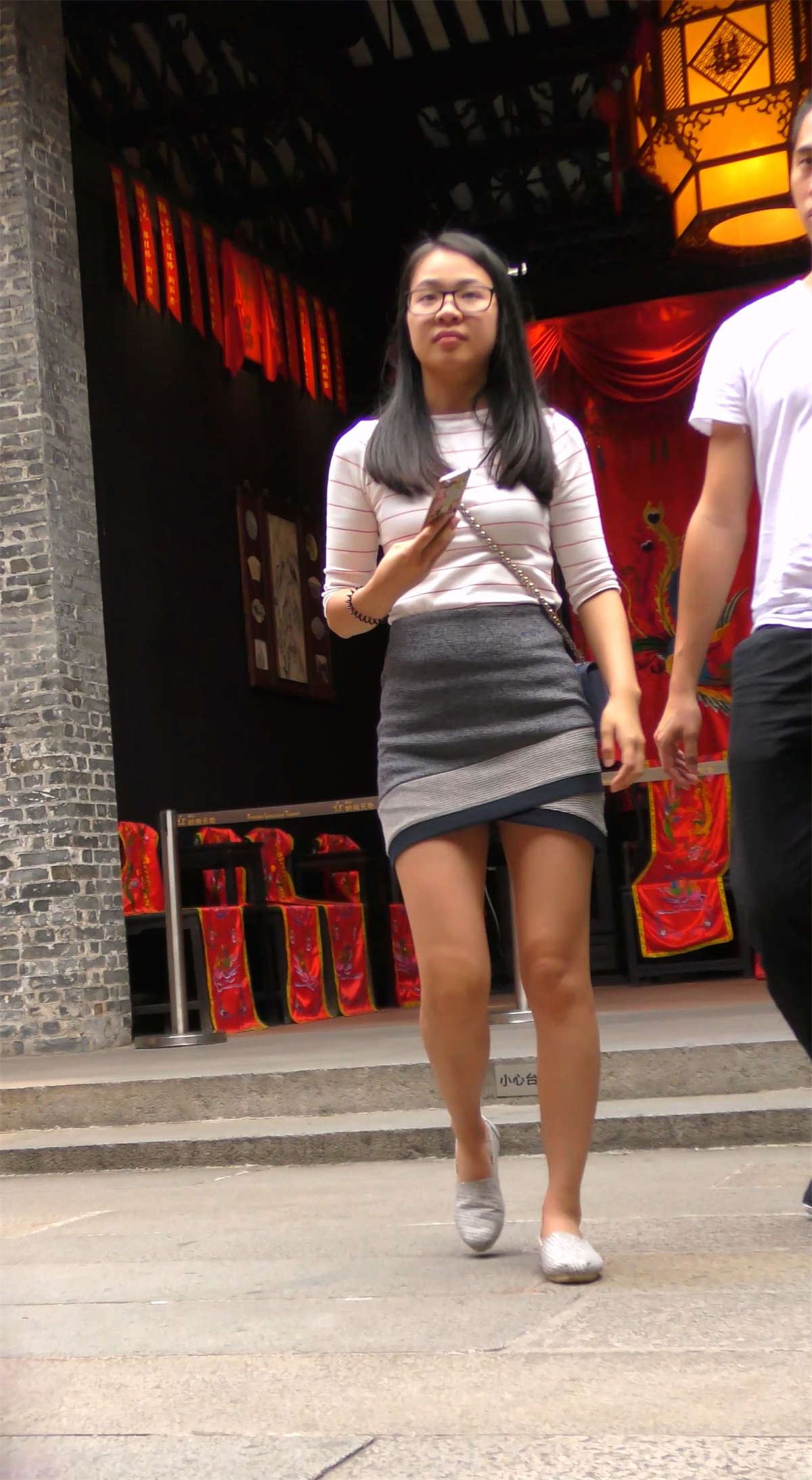 有个翘臀的女友挺好