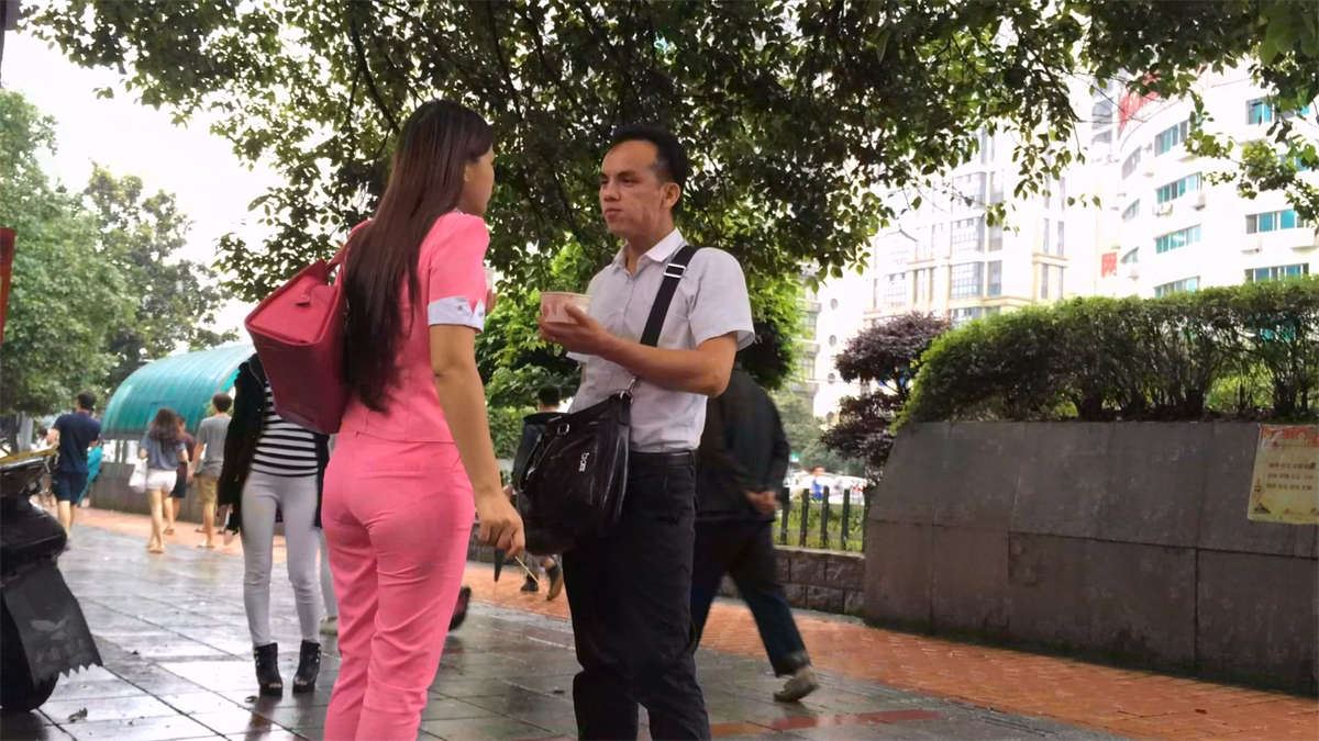 粉色系MM美三角勒痕明显