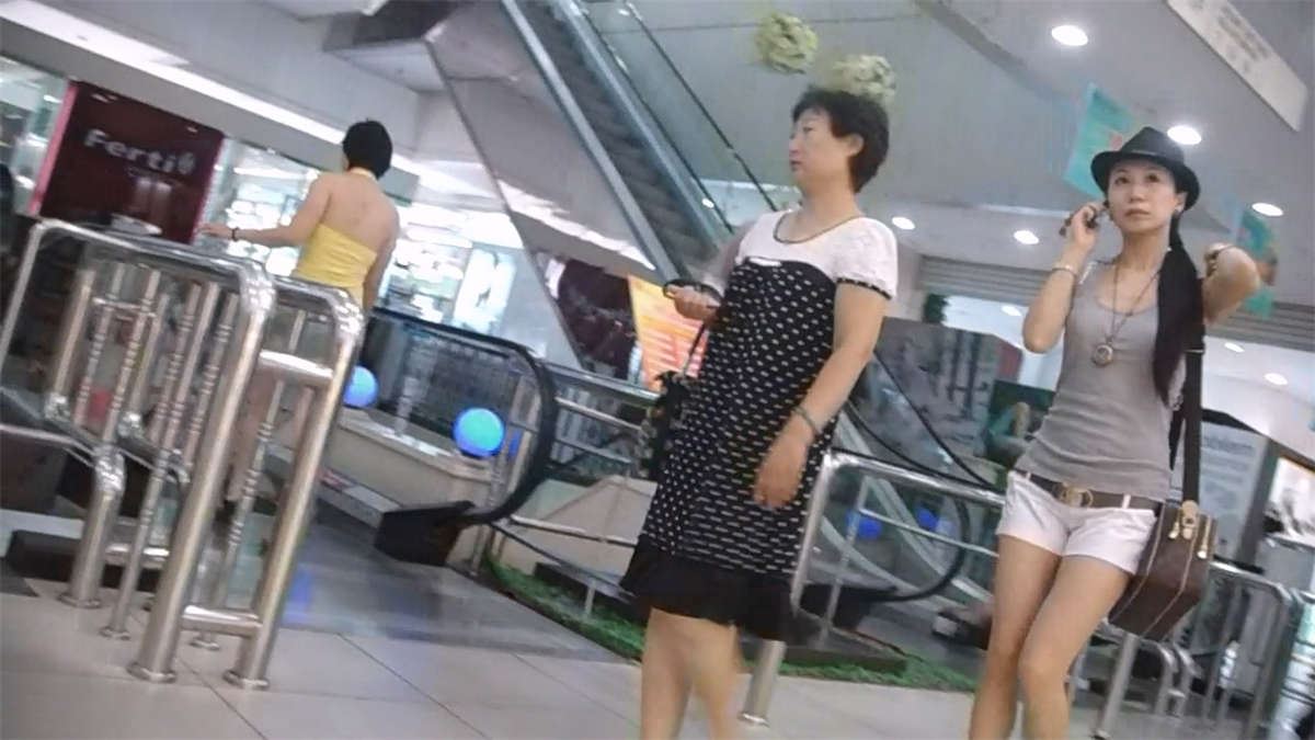 漂亮MM逛商场